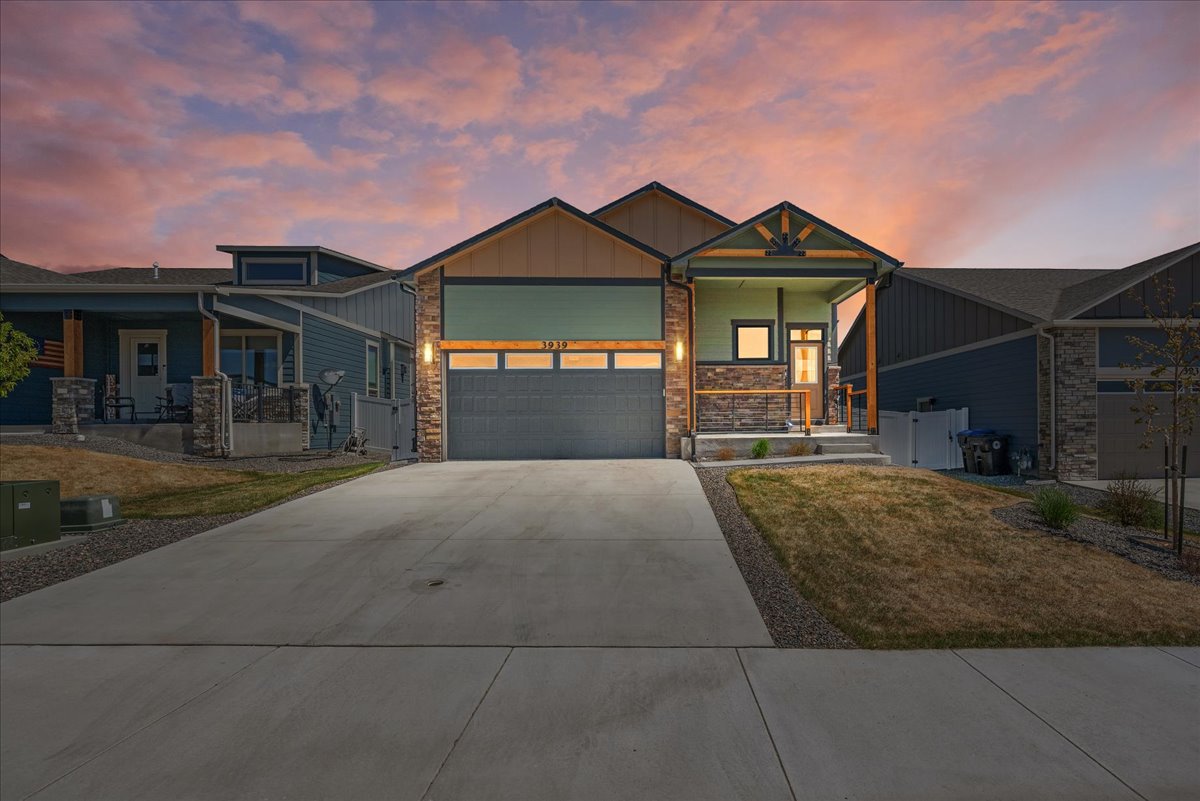 3939 Dixon Drive